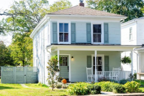 Cozy Gordonsville Cottage on Main Street